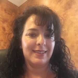 Meet your Posher, Theresa